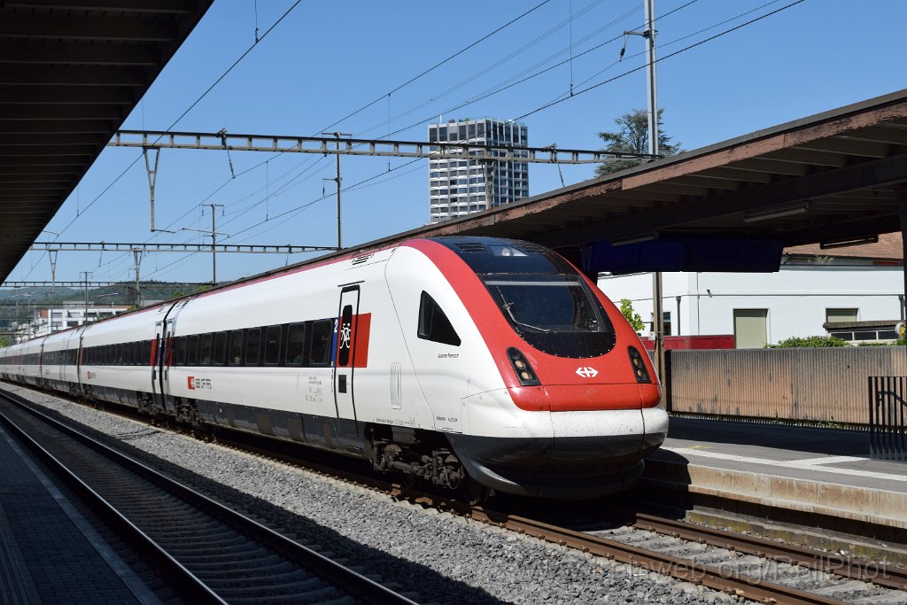 10302-0022-250426.jpg - SBB-CFF ICN RABe 500.020 ''Jeanne Hersch'' / Dietikon 25.4.2026