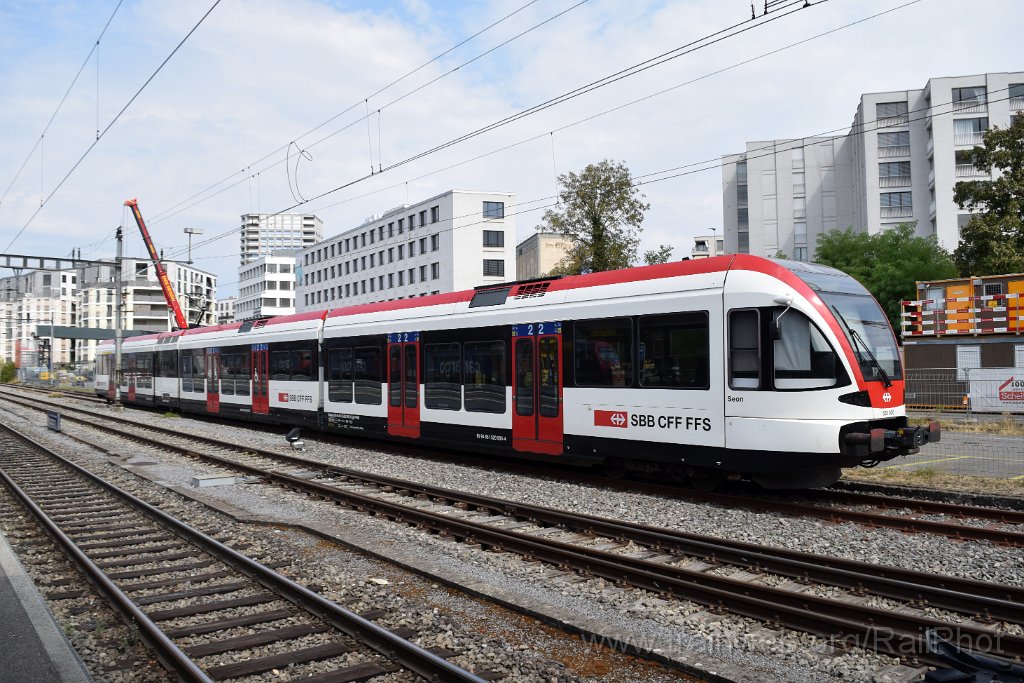 10419-0040-160826.jpg - Thurbo RABe 520.000 "Seon" / Bülach 16.8.2026