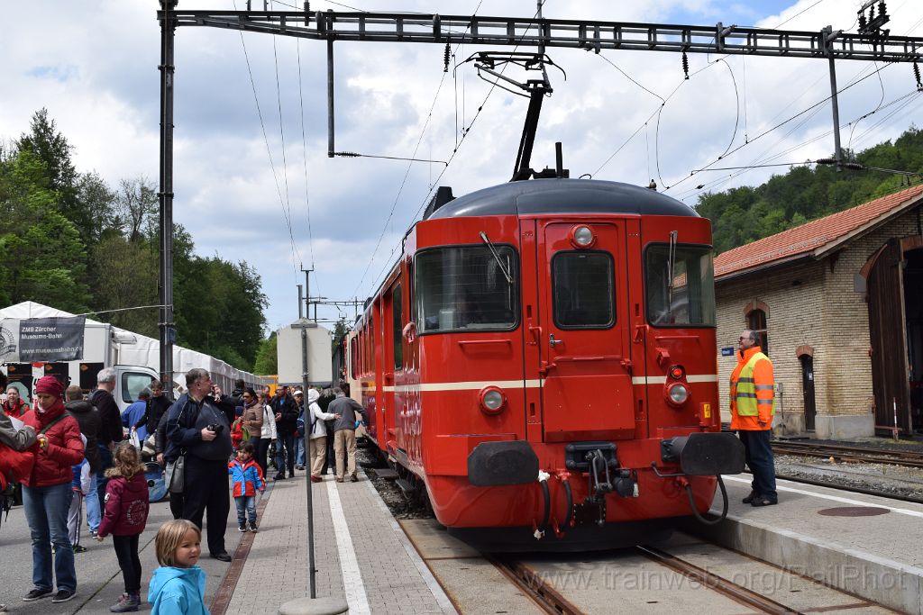 3897-0016-150516.jpg - ZMB BDe 4/4 92 "Horgen" / Sihlwald 15.5.2016