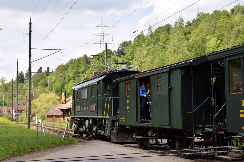 3901-0004-150516.jpg - DVZO Be 4/4 15 + F Nr.405 / Sihlwald 15.5.2016