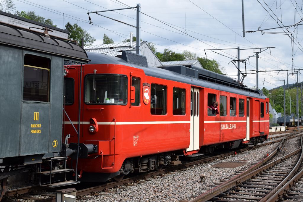 3904-0011-150516.jpg - ZMB BDe 4/4 92 "Horgen" / Langnau-Gattikon 15.5.2016