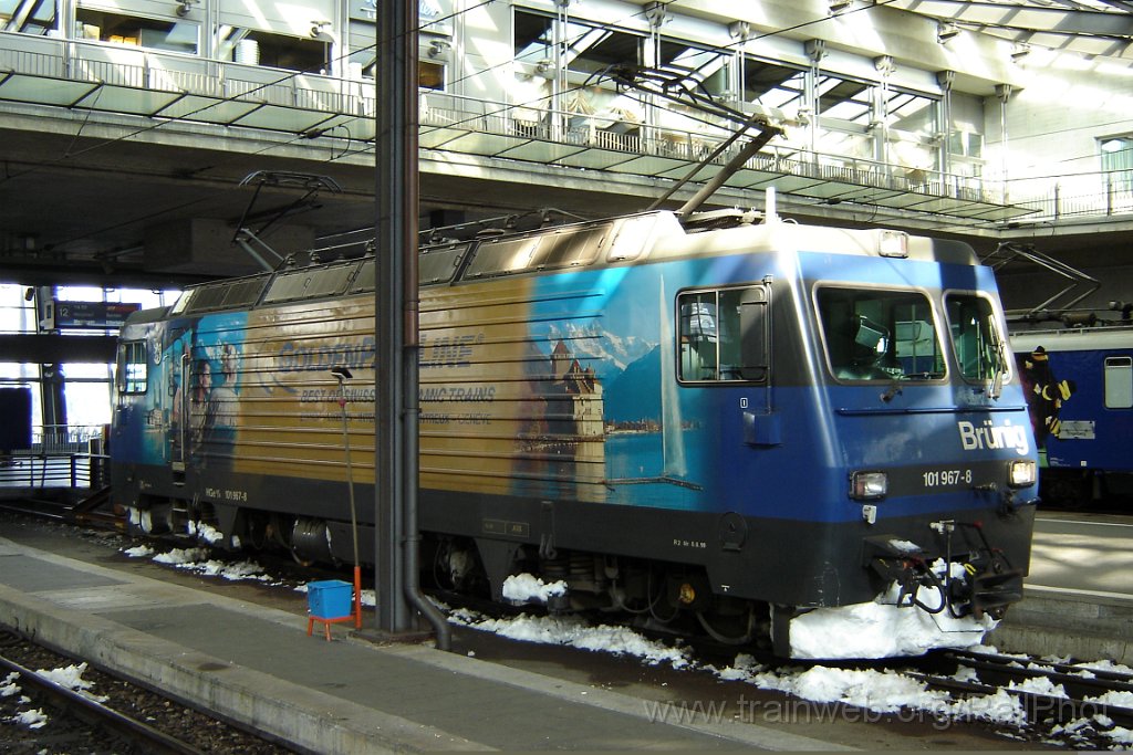 1014-0021-170205.jpg - SBB-Brünig HGe 101.967-8 ''Brienz / Golden Pass'' / Luzern 17.2.2005