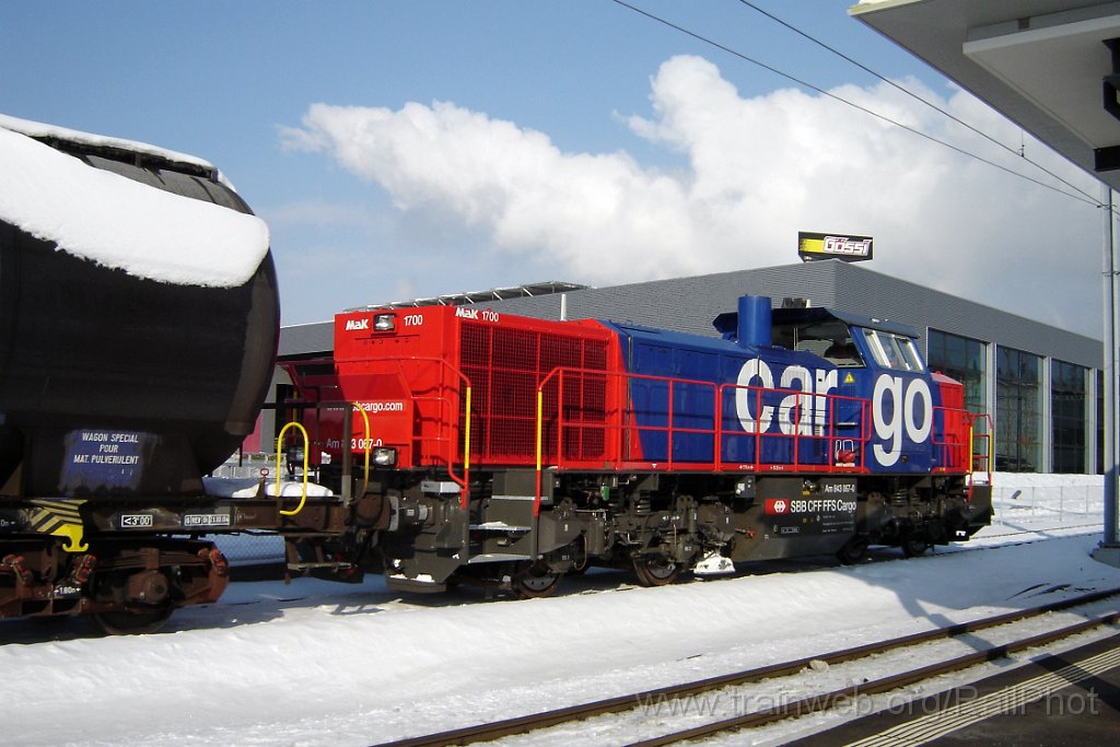 1015-0042-180205.jpg - SBBC Am 843.067-0 / Horw 18.2.2005