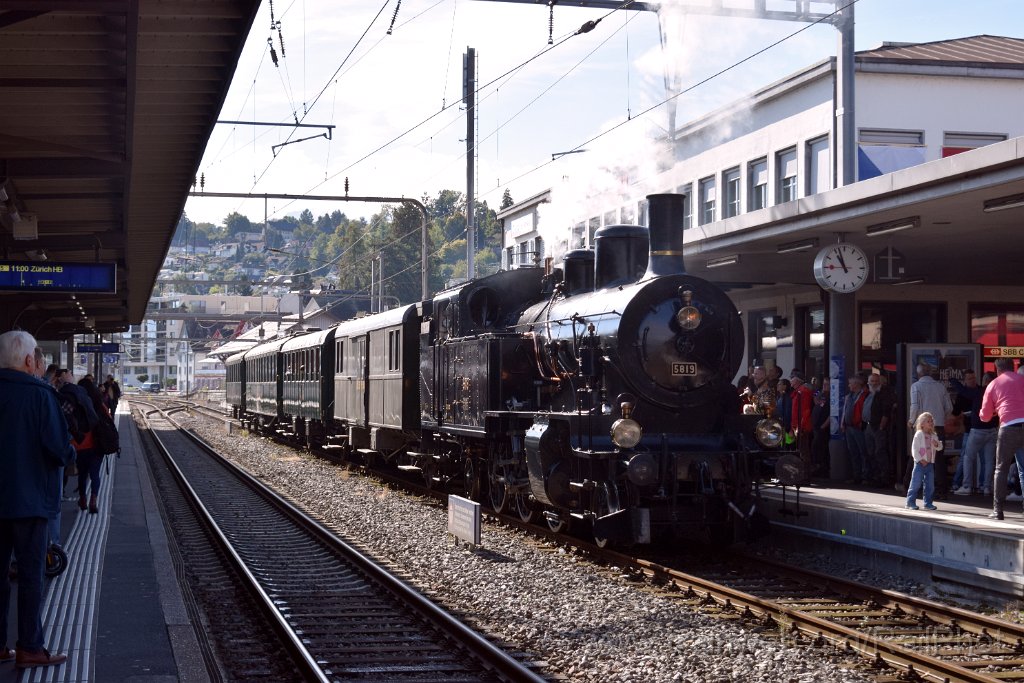 10043-0044-280925.jpg - SBB-CFF Eb 3/5 5819 / Wädenswil 28.9.2025