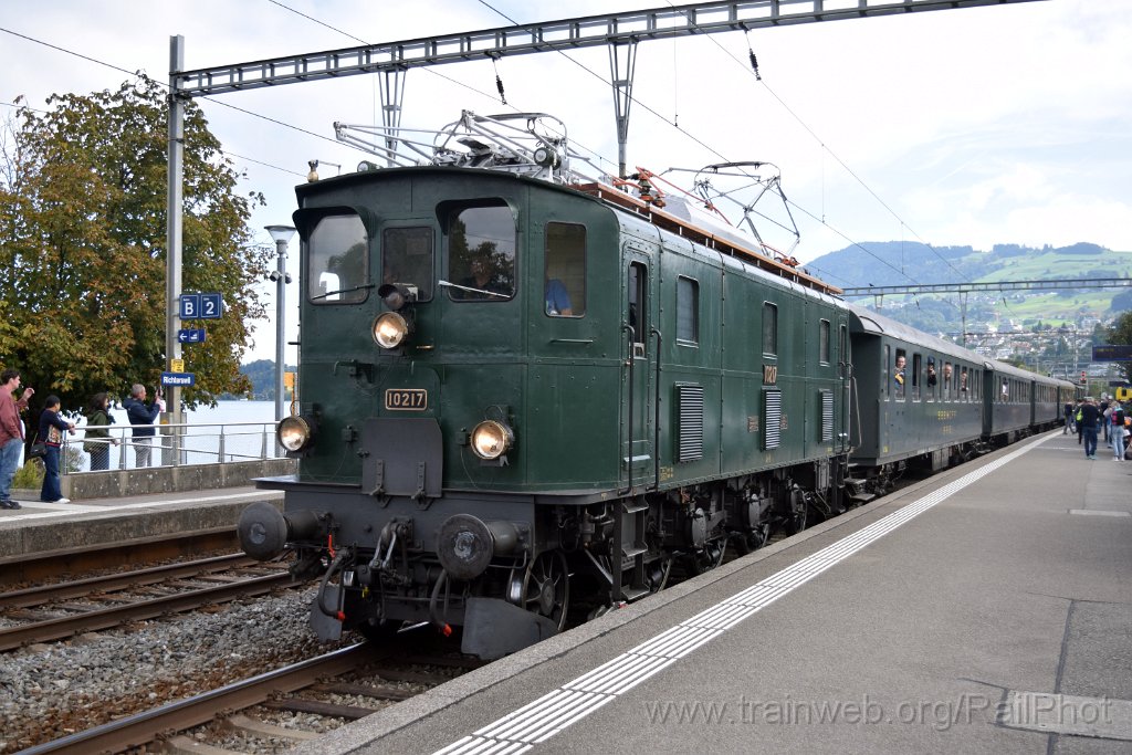 10049-0029-280925.jpg - SBB-CFF Ae 3/5 10217 / Richterswil 28.9.2025