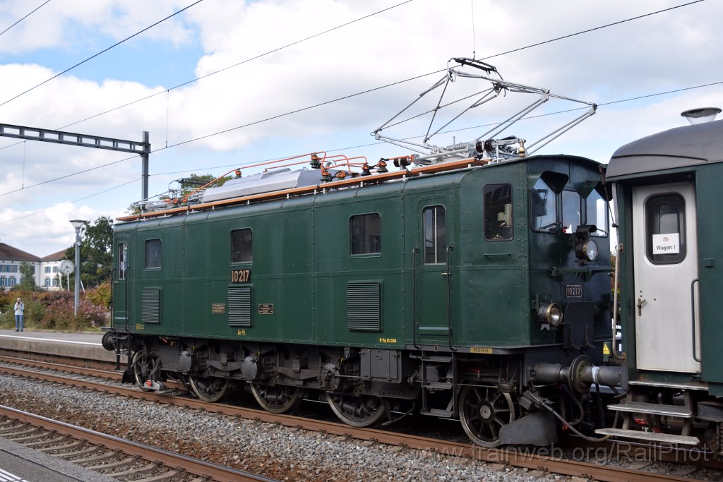 10054-0047-280925.jpg - SBB-CFF Ae 3/5 10217 / Richterswil 28.9.2025