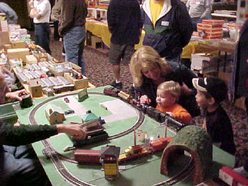 Action layout set up at the first Harvest TTCS Show at the Diplomat Banquet Center.