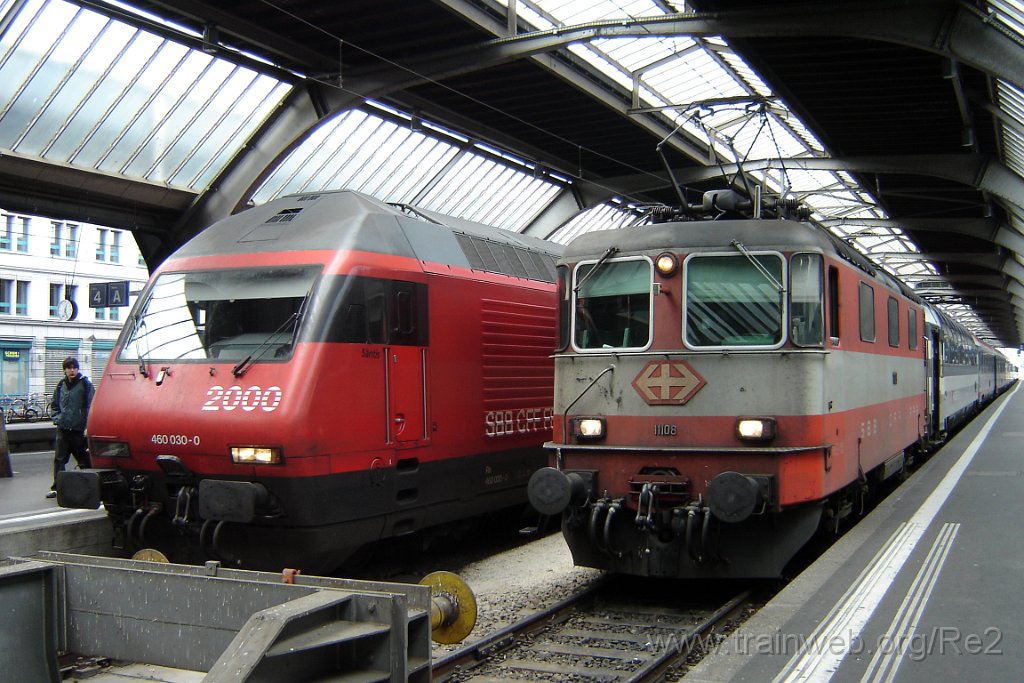 1187-0027-040606.jpg - SBB-CFF Re 4/4'' 11108 + SBB-CFF Re 460.030-0 ''Säntis'' / Zürich HB 4.6.2006