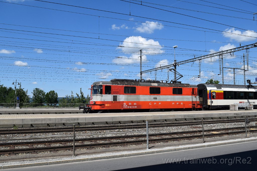 8077-0049-080722.jpg - SBB-CFF Re 4/4'' 11109 (Re 420.109-1)  (Re 91 85 4 420 109-1 CH-SBB) / Pfäffikon SZ 8.7.2022