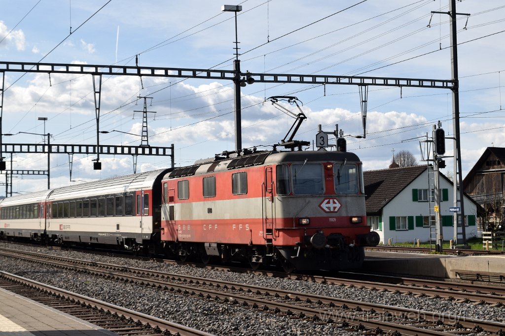 8459-0029-140423.jpg - SBB-CFF Re 4/4'' 11109 (Re 420.109-1)  (Re 91 85 4 420 109-1 CH-SBB) / Pfäffikon SZ 14.4.2023