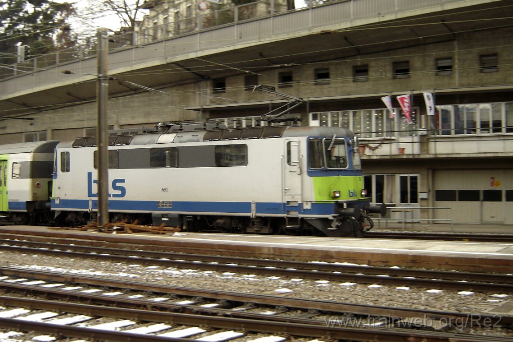 1005-0026-311204.jpg - BLS Re 420.501-9 / Bern HB 31.12.2004