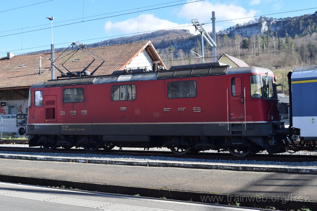 7874-0005-260222.jpg - SBB-CFF Re 4/4'' 11111 (Re 420.111-7)  (Re 91 85 4 420 111-7 CH-SBB) / Balsthal (Dépot) 26.2.2022
