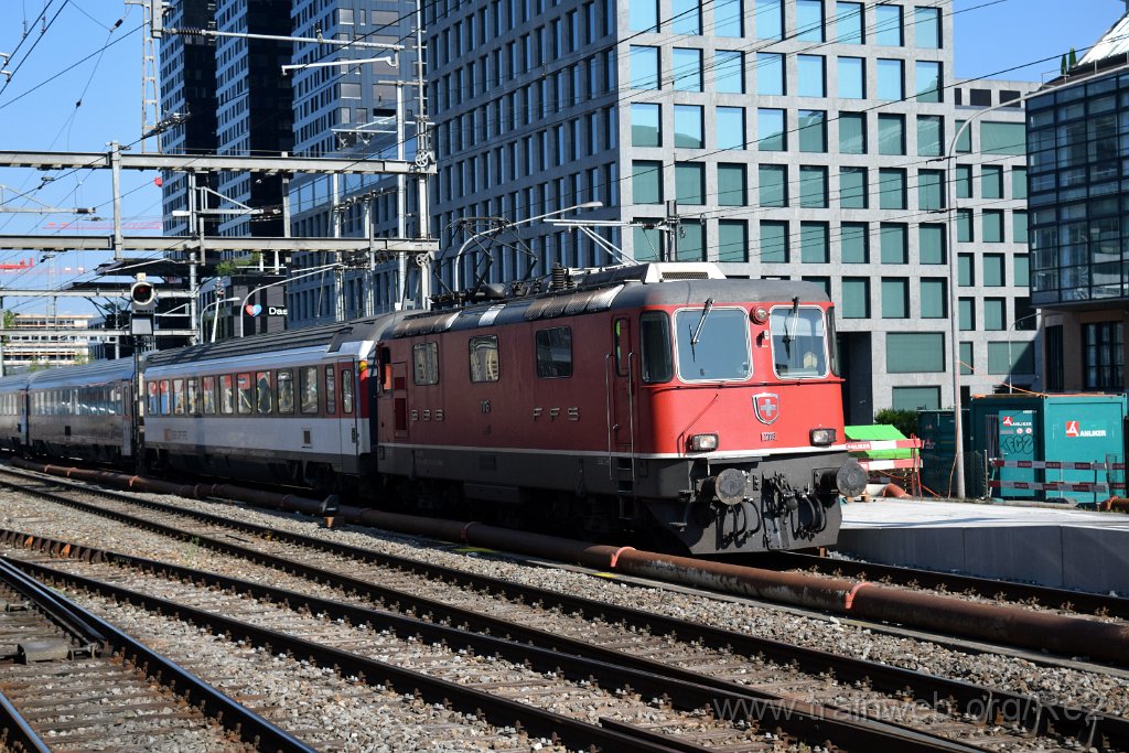 5617-0003-160719.jpg - SBB-CFF Re 4/4'' 11116 (Re 420.116-3)  (Re 91 85 4 420 116-3 CH-SBB) / Zürich-Altstetten 16.7.2019