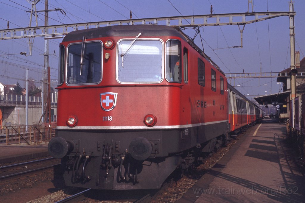 0422-0037.jpg - Re 4/4" 11118 / Morges 7.2.1993