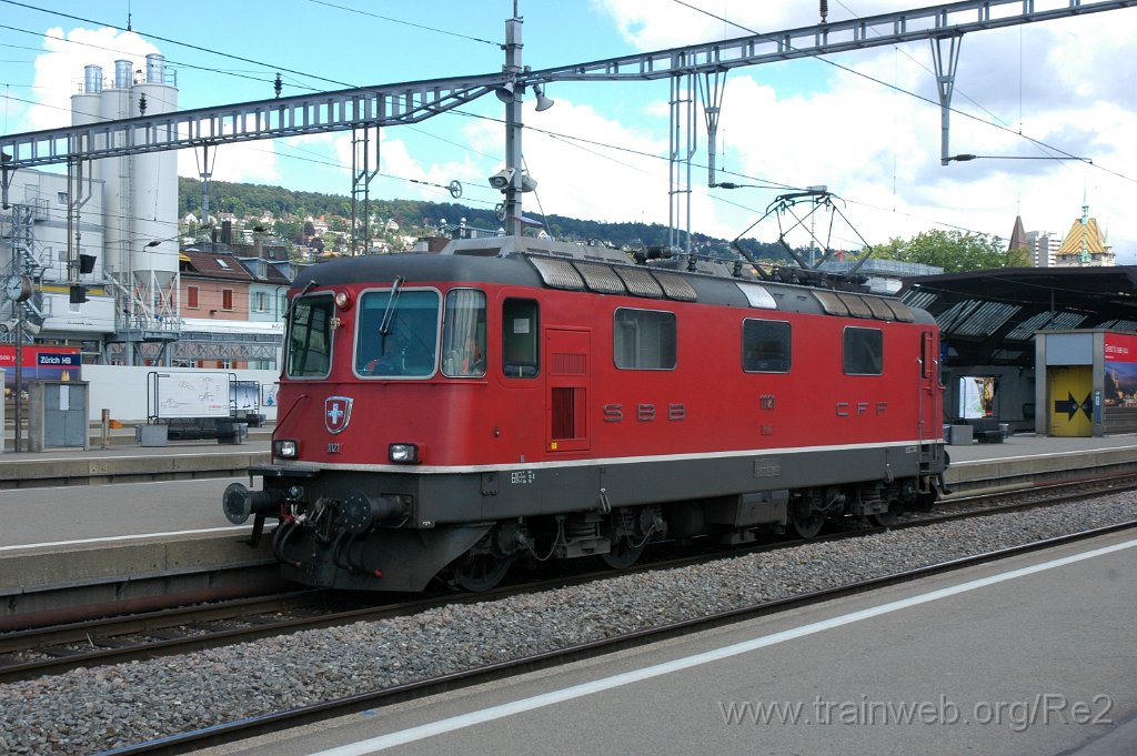 1703-0042-250709.jpg - SBB-CFF Re 4/4'' 11121 / Zürich HB 25.7.2009