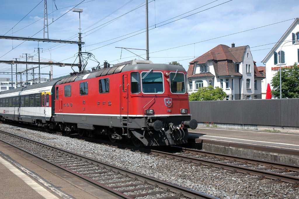 2400-0017-170512.jpg - SBB-CFF Re 4/4'' 11121 / Dietikon 17.5.2012
