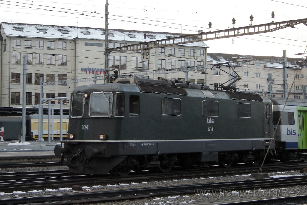 1006-0018-311204.jpg - BLS Re 420.504-3 / Bern HB 31.12.2004