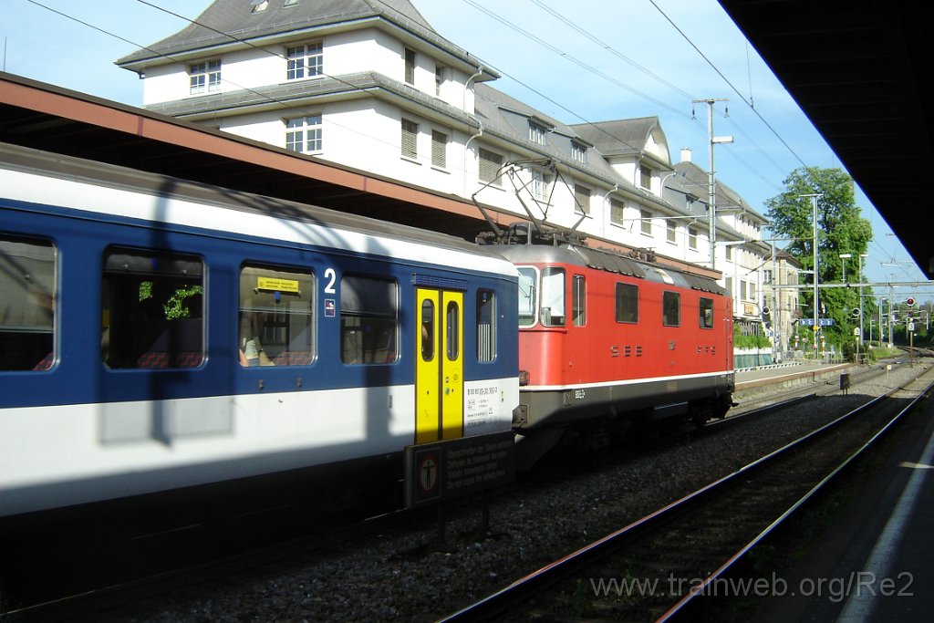 1053-0026-270505.jpg - SBB-CFF Re 4/4'' 11125 / Uster 27.5.2005