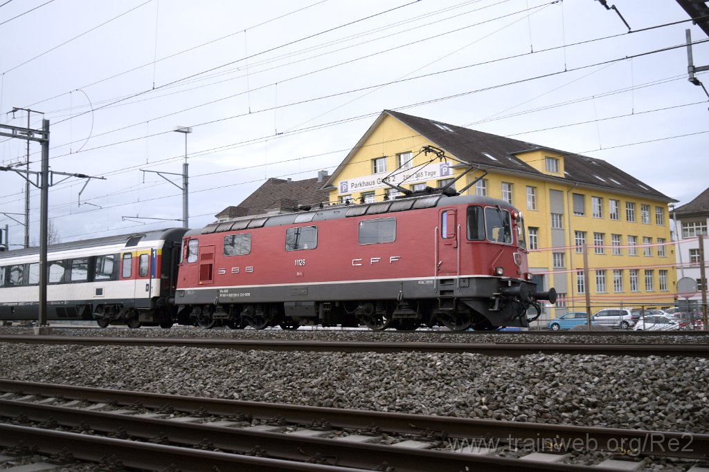 4814-0029-050118.jpg - SBB-CFF Re 4/4'' 11126 (Re 420.126-5)  (Re 91 85 4 420 126-5 CH-SBB) / Lenzburg 5.1.2018
