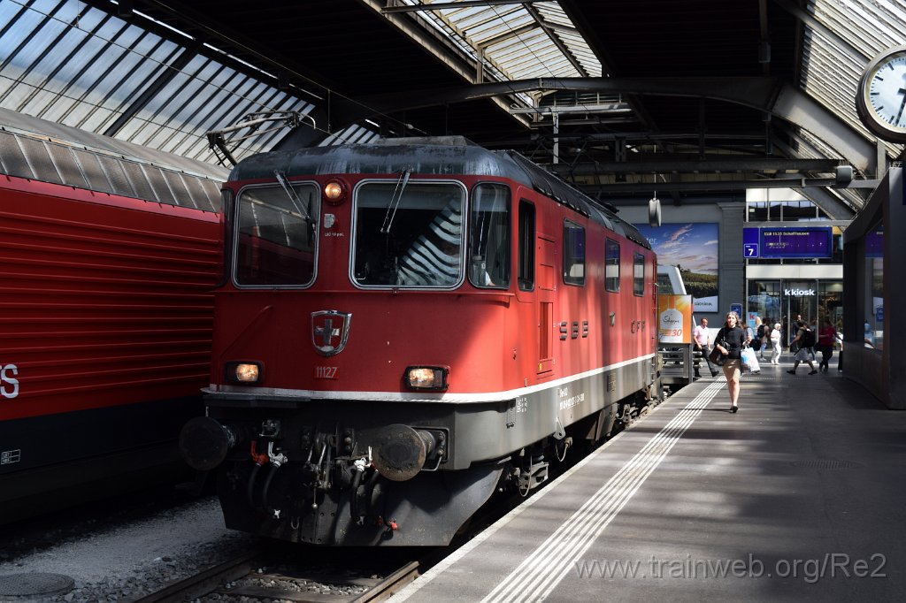 4523-0003-270617.jpg - SBB-CFF Re 4/4'' 11127 (Re 420.127-3)  (Re 91 85 4 420 127-3 CH-SBB) / Zürich HB 27.6.2017
