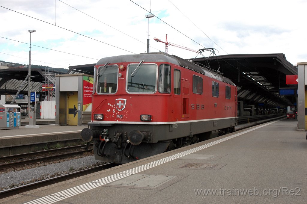 3610-0013-200615.jpg - SBB-CFF Re 4/4'' 11128 / Zürich HB 20.6.2015