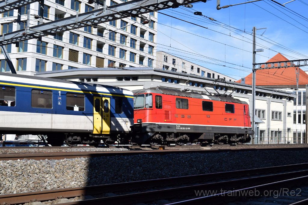 4904-0026-120418.jpg - SBB-CFF Re 4/4'' 11129 (Re 420.129-9)  (Re 91 85 4 420 129-9 CH-SBB) / Lenzburg 12.4.2018