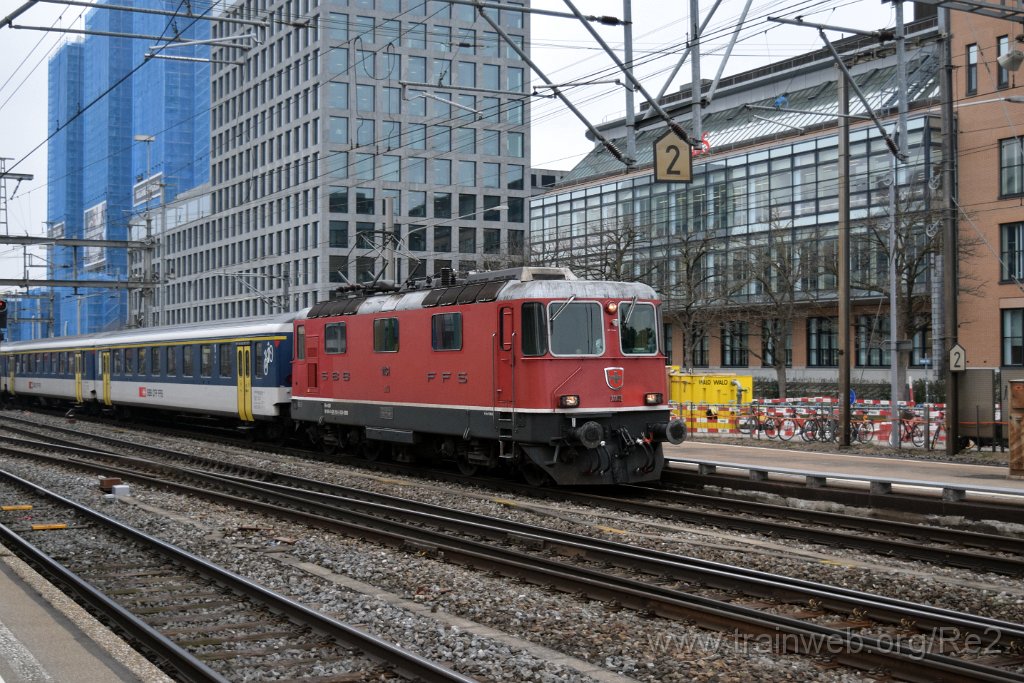 4854-0002-090218.jpg - SBB-CFF Re 4/4'' 11131 (Re 420.131-5)  (Re 91 85 4 420 131-5 CH-SBB) / Zürich-Altstetten 9.2.2018