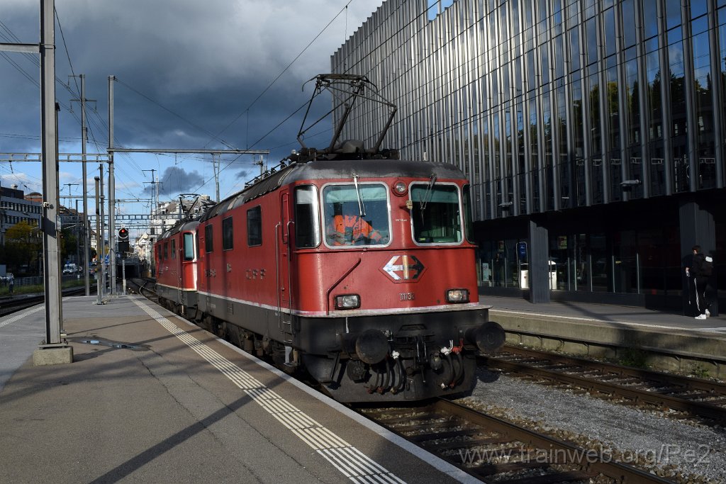 4671-0016-031017.jpg - SBB-CFF Re 4/4'' 11300 (Re 420.300-6)  (Re 91 85 4 420 300-6 CH-SBB) + SBB-CFF Re 4/4'' 11133 (Re 420.133-1)  (Re 91 85 4 420 133-1 CH-SBB) / St.Gallen HB 3.10.2017