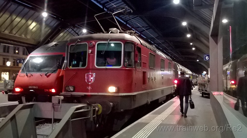 3673-0028-020915.jpg - SBB-CFF Re 4/4'' 11135 / Zürich HB 2.9.2015