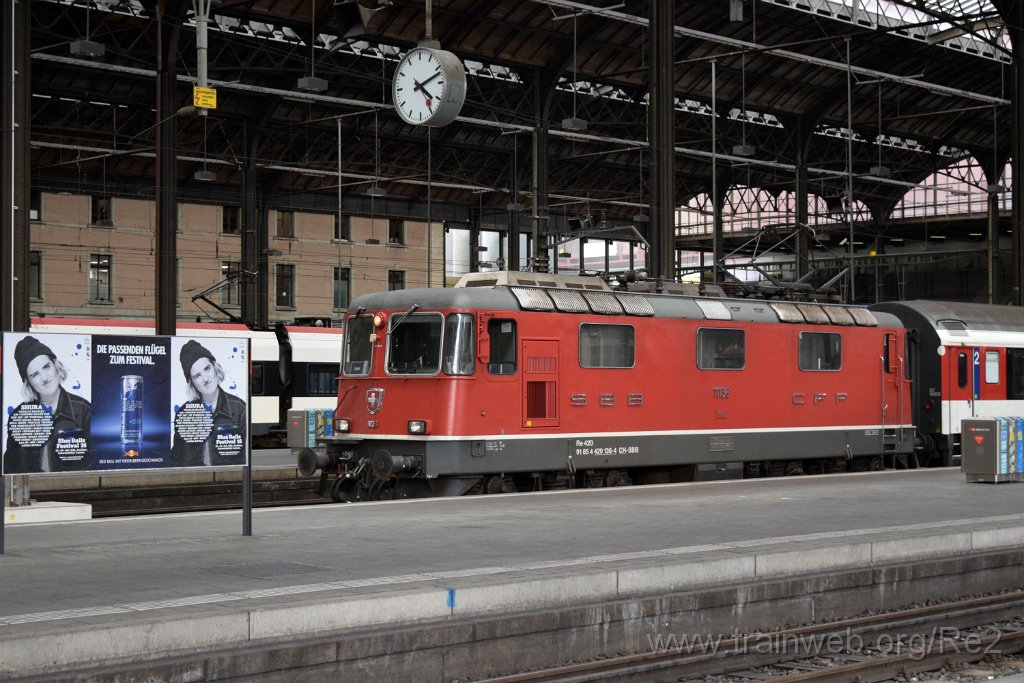 3990-0021-080716.jpg - SBB-CFF Re 4/4'' 11136 (Re 420.136-4)  (Re 91 85 4 420 136-4 CH-SBB) / Basel 8.7.2016
