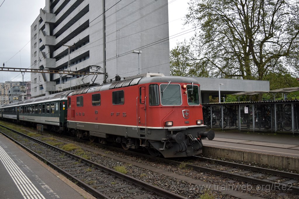 3918-0050-190516.jpg - SBB-CFF Re 4/4'' 11138 (Re 420.138-0)  (Re 91 85 4 420 138-0 CH-SBB) / Zürich-Altstetten 19.5.2016