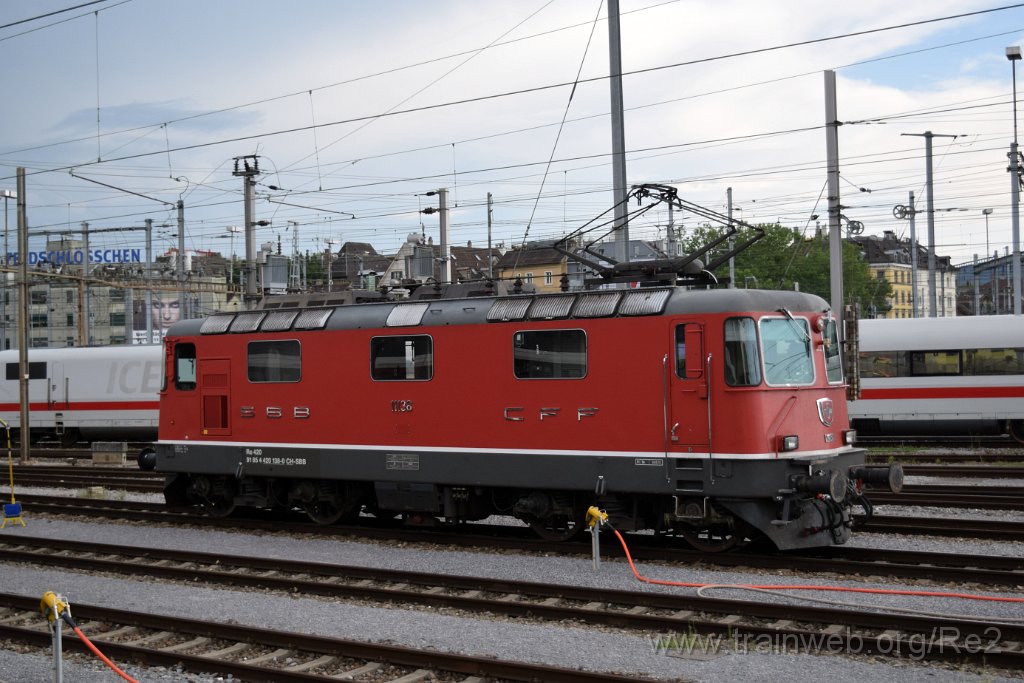 4547-0037-180717.jpg - SBB-CFF Re 4/4'' 11138 (Re 420.138-0)  (Re 91 85 4 420 138-0 CH-SBB) / Zürich (Dépot F) 18.7.2017