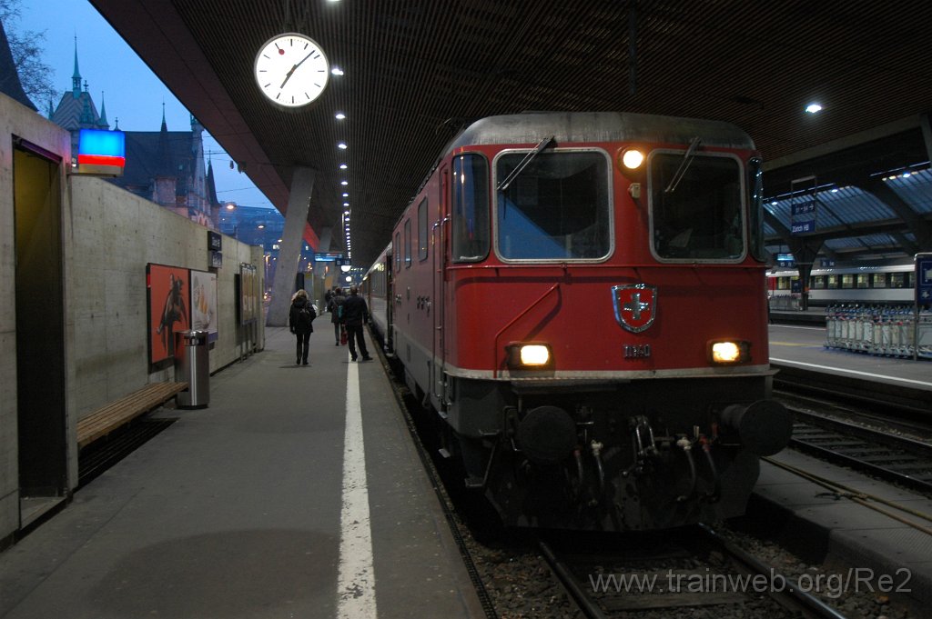 2068-0045-240211.jpg - SBB-CFF Re 4/4'' 11140 / Zürich HB 24.2.2011