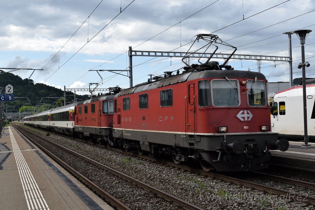 5988-0035-020720.jpg - SBB-CFF Re 4/4'' 11141 (Re 420.141-4)  (Re 91 85 4 420 141-4 CH-SBB) + SBB-CFF Re 4/4'' 11157 (Re 420.157-0)  (Re 91 85 4 420 157-0 CH-SBB) / Wettingen 2.7.2020