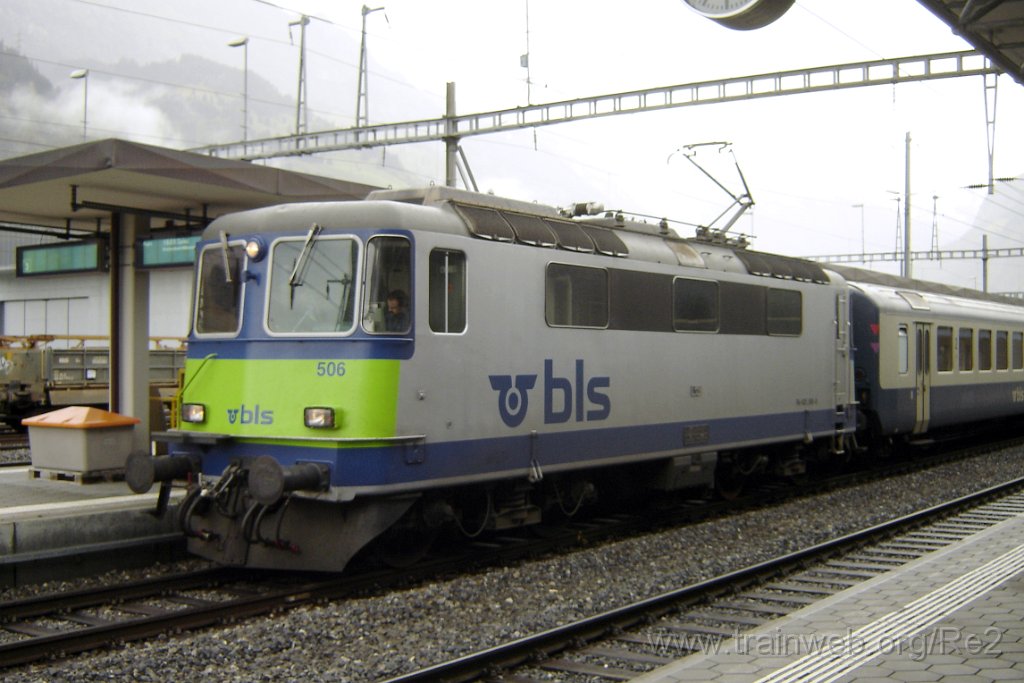 1426-0029-041007.jpg - BLS Re 420.506-8 / Frutigen 4.10.2007