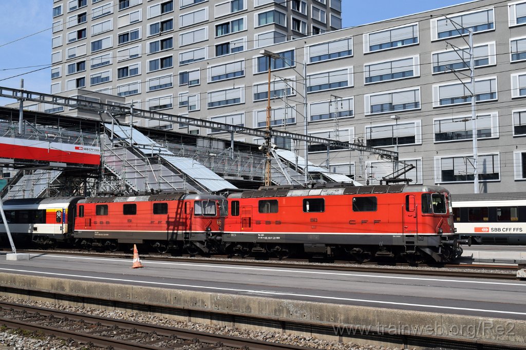 5374-0046-020419.jpg - SBB-CFF Re 4/4'' 11143 (Re 420.143-0)  (Re 91 85 4 420 143-0 CH-SBB) + SBB-CFF Re 4/4'' 11130 (Re 420.130-7)  (Re 91 85 4 420 130-7 CH-SBB) / Zürich-Altstetten 2.4.2019