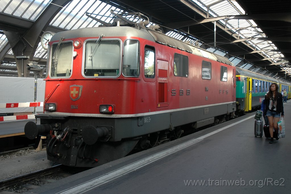 2465-0009-280612.jpg - SBB-CFF Re 4/4'' 11144 / Zürich HB 28.6.2012