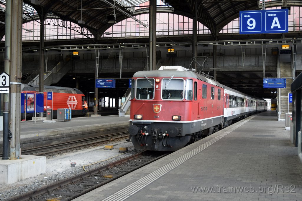 3992-0039-080716.jpg - SBB-CFF Re 4/4'' 11144 (Re 420.144-8)  (Re 91 85 4 420 144-8 CH-SBB) / Basel 8.7.2016