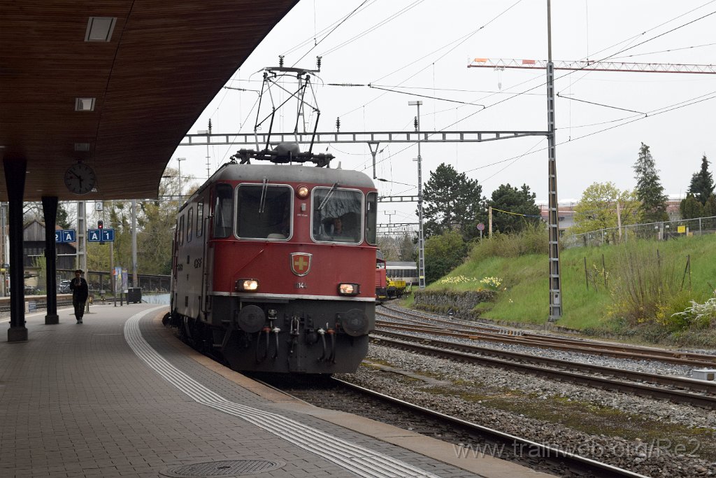 5415-0050-160419.jpg - SBB-CFF Re 4/4'' 11144 (Re 420.144-8)  (Re 91 85 4 420 144-8 CH-SBB) / Bülach 16.4.2019