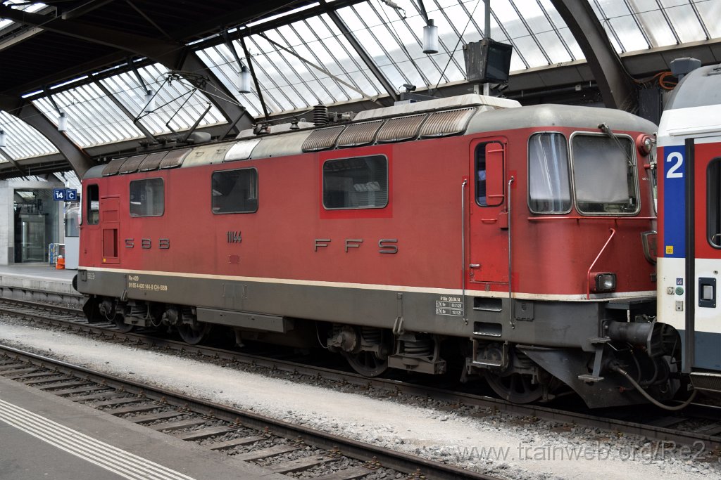 8008-0015-260522.jpg - SBB-CFF Re 4/4'' 11144 (Re 420.144-8)  (Re 91 85 4 420 144-8 CH-SBB) / Zürich HB 26.5.2022