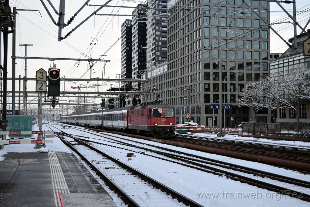 5270-0049-110119.jpg - SBB-CFF Re 4/4'' 11145 (Re 420.145-5)  (Re 91 85 4 420 145-5 CH-SBB) / Zürich-Altstetten 11.1.2019