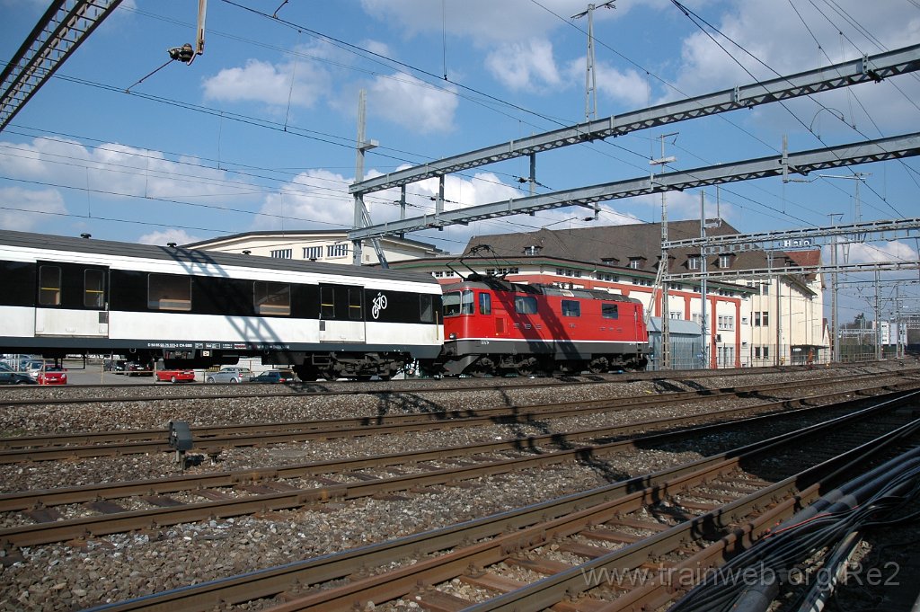 1852-0031-130410.jpg - SBB-CFF Re 4/4'' 11146 / Lenzburg 13.4.2010