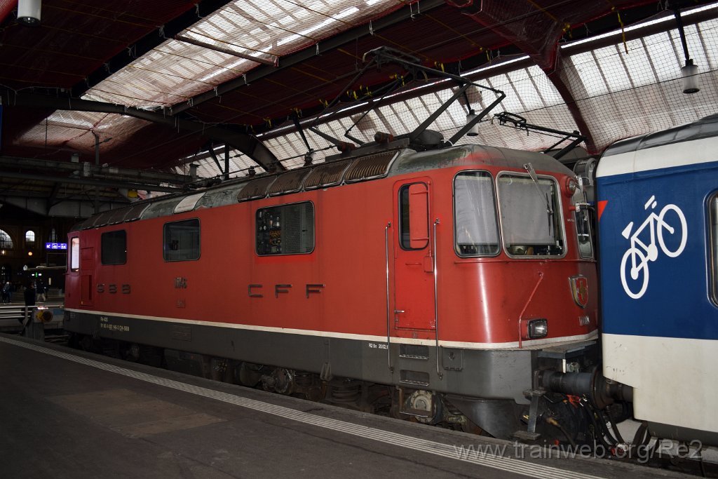 7202-0026-031120.jpg - SBB-CFF Re 4/4'' 11146 (Re 420.146-3)  (Re 91 85 4 420 146-3 CH-SBB) / Zürich HB 3.11.2020