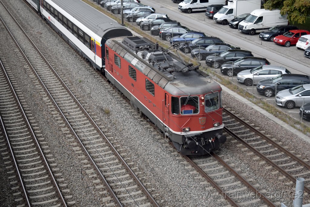 4150-0002-190916.jpg - SBB-CFF Re 4/4'' 11147 / Zürich-Mülligen (Hermetschloobrücke) 19.9.2016