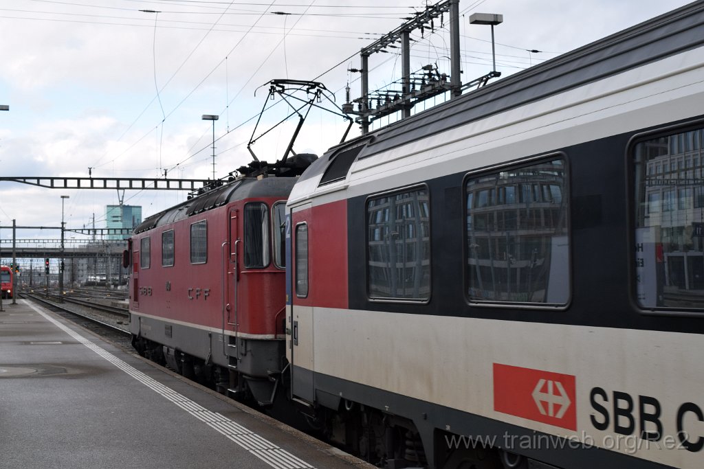 7245-0002-291220.jpg - SBB-CFF Re 4/4'' 11149 (Re 420.149-7)  (Re 91 85 4 420 149-7 CH-SBB) / Zürich HB 29.12.2020