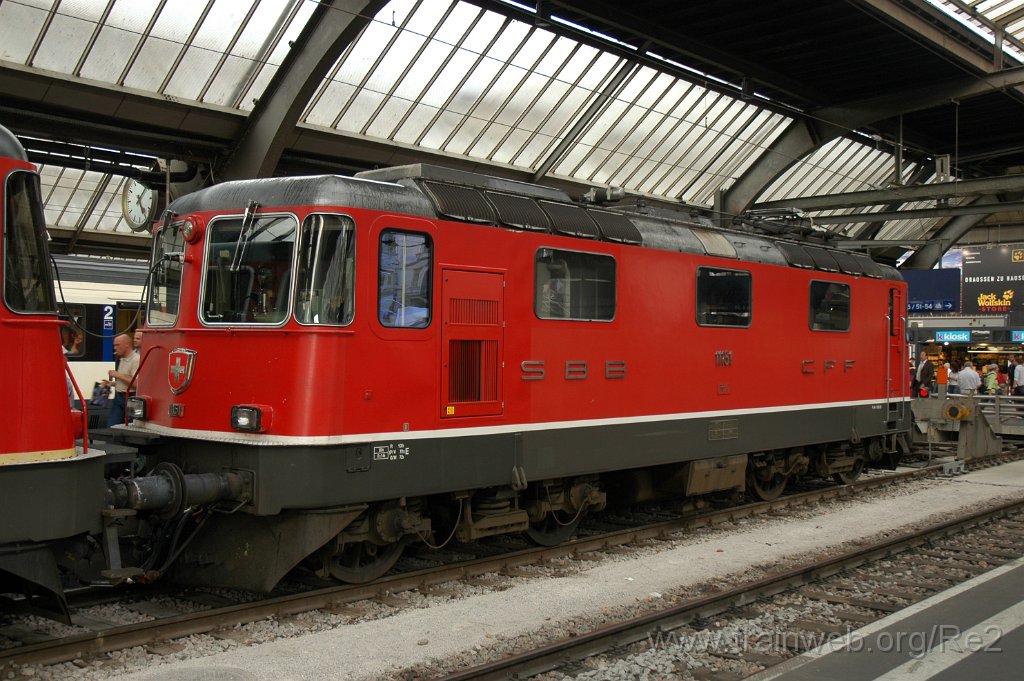 1951-0048-220710.jpg - SBB-CFF Re 4/4'' 11151 / Zürich HB 22.7.2010