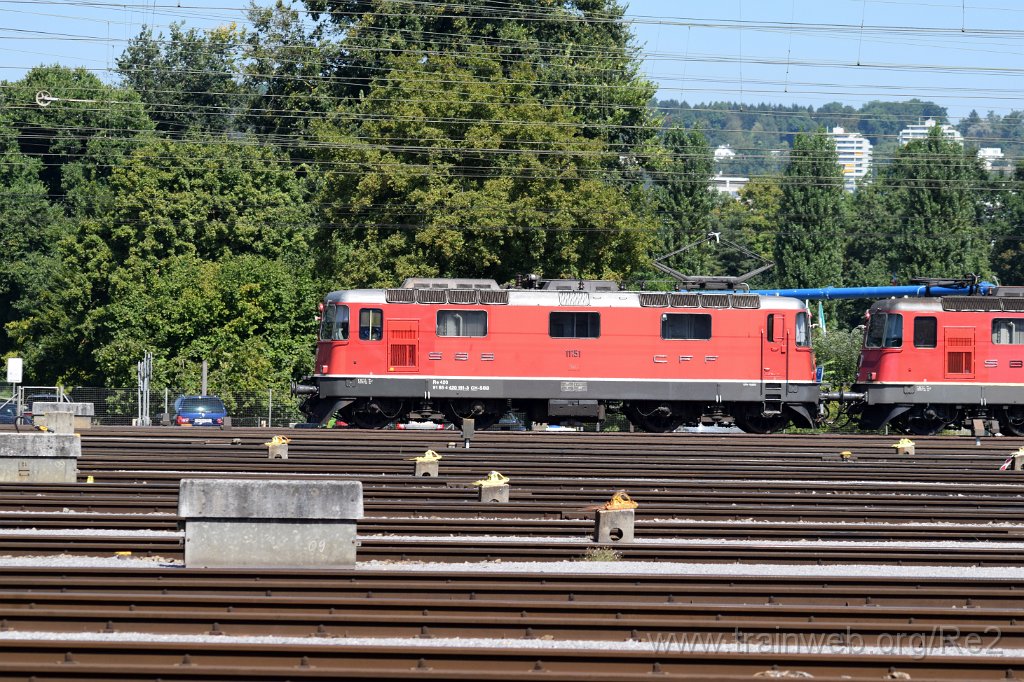 4114-0040-310816.jpg - SBB-CFF Re 4/4'' 11151 (Re 420.151-3)  (Re 91 85 4 420 151-3 CH-SBB) + SBB-CFF Re 4/4'' 11258 / Zürich-Mülligen 31.8.2016
