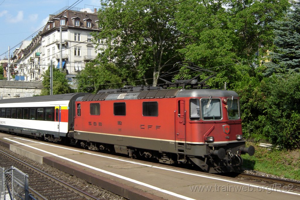 1201-0006-080706.jpg - SBB-CFF Re 4/4'' 11152 / Zürich-Wipkingen 8.7.2006