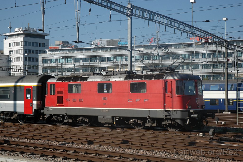 1551-0025-300808.jpg - SBB-CFF Re 4/4'' 11152 / Zürich HB 30.8.2008