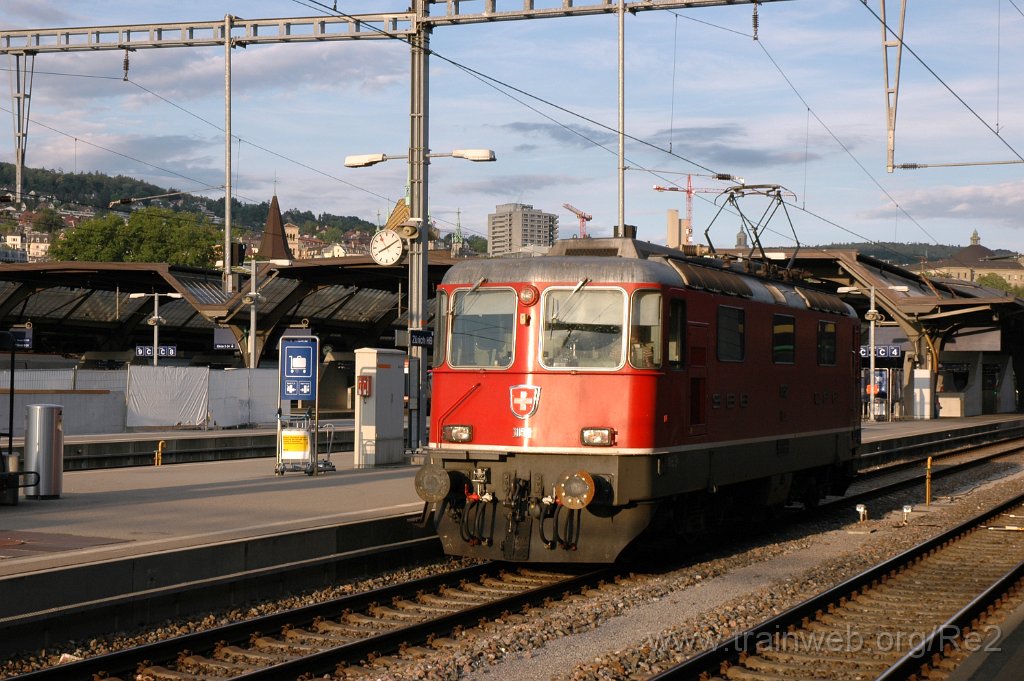 2135-0019-140611.jpg - SBB-CFF Re 4/4'' 11152 / Zürich HB 14.6.2011